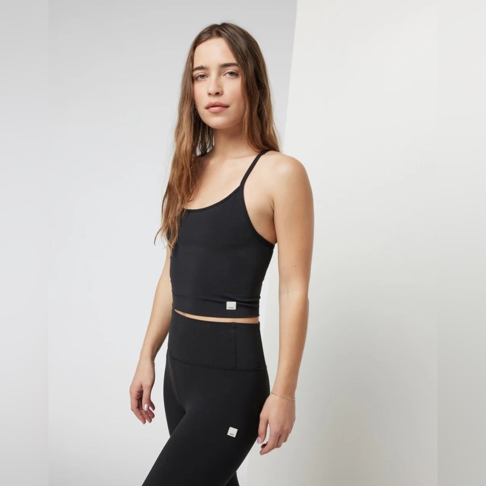 Vuori Blissblend tank in black - Picture 7 of 8